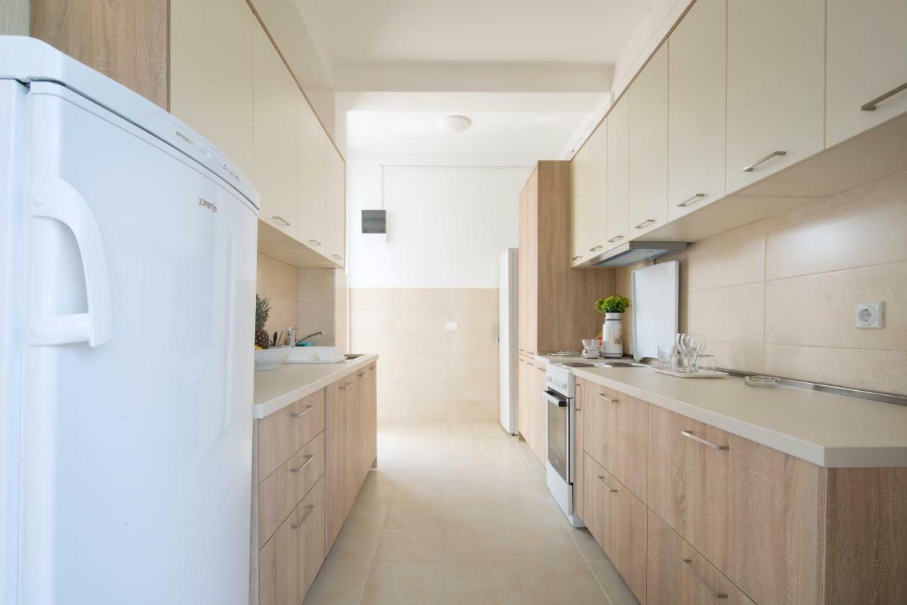 Luxurious Aria * Budua